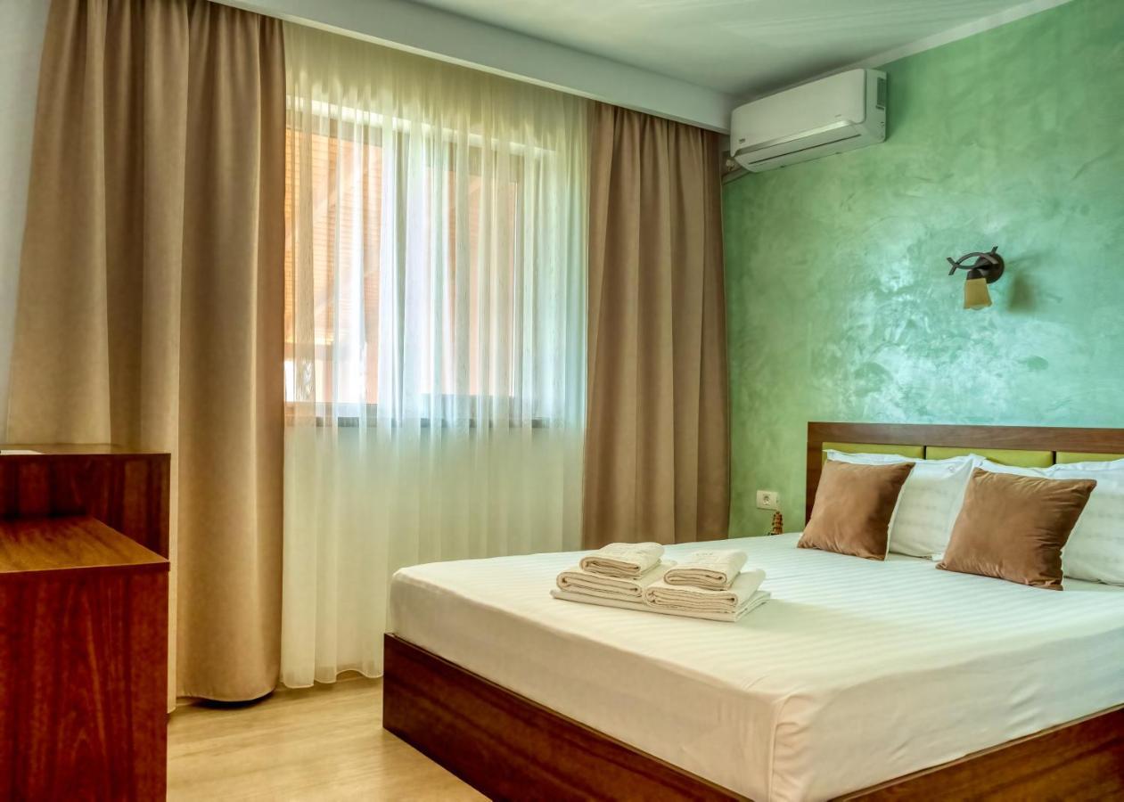 Casa Helena Hotel Eforie Nord Ngoại thất bức ảnh